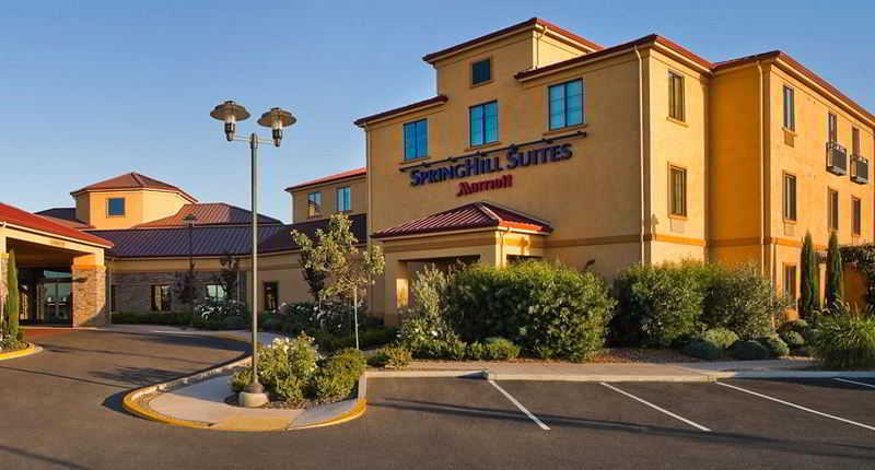 Springhill Suites Napa Valley Exteriér fotografie